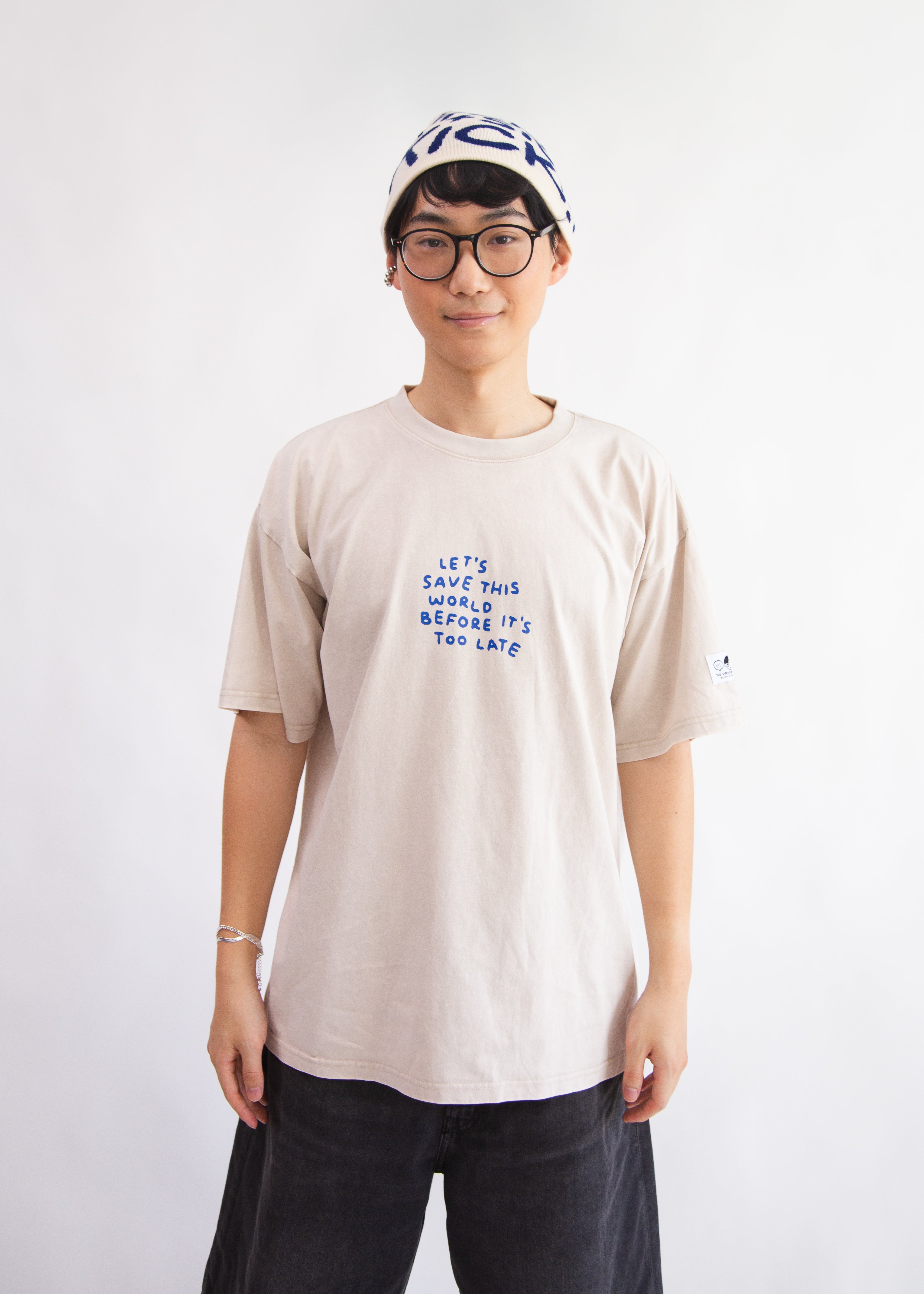 SIDEKICK: Cream short sleeve acid-washed t-shirt