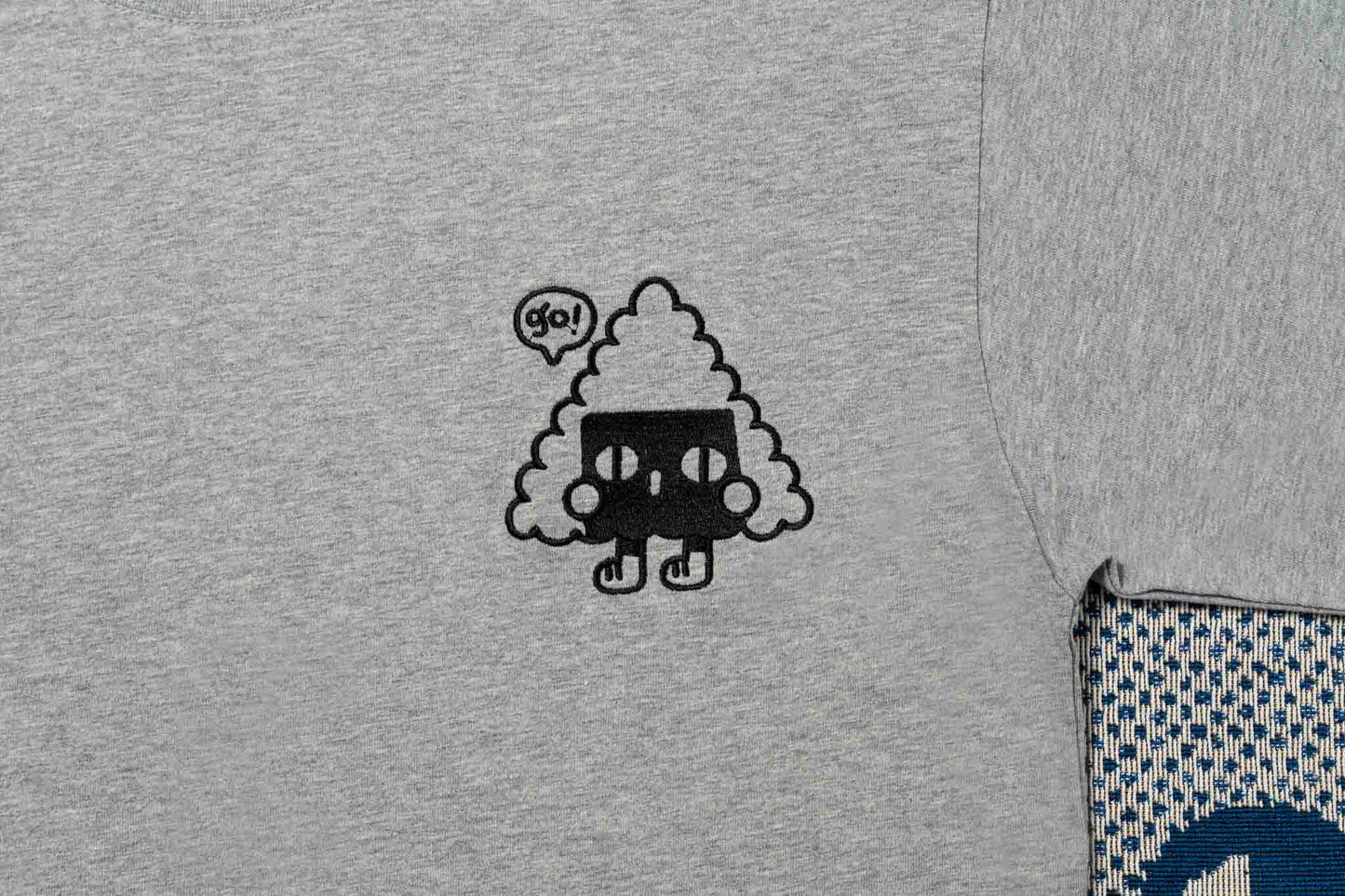 ONIGIRI: Embroidered short sleeve t-shirt