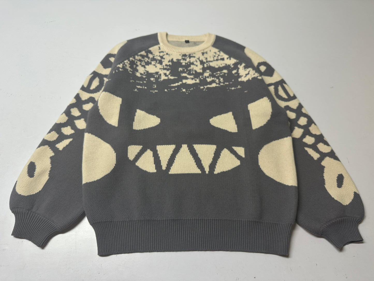 AKUMA: Thick knit jacquard sweater