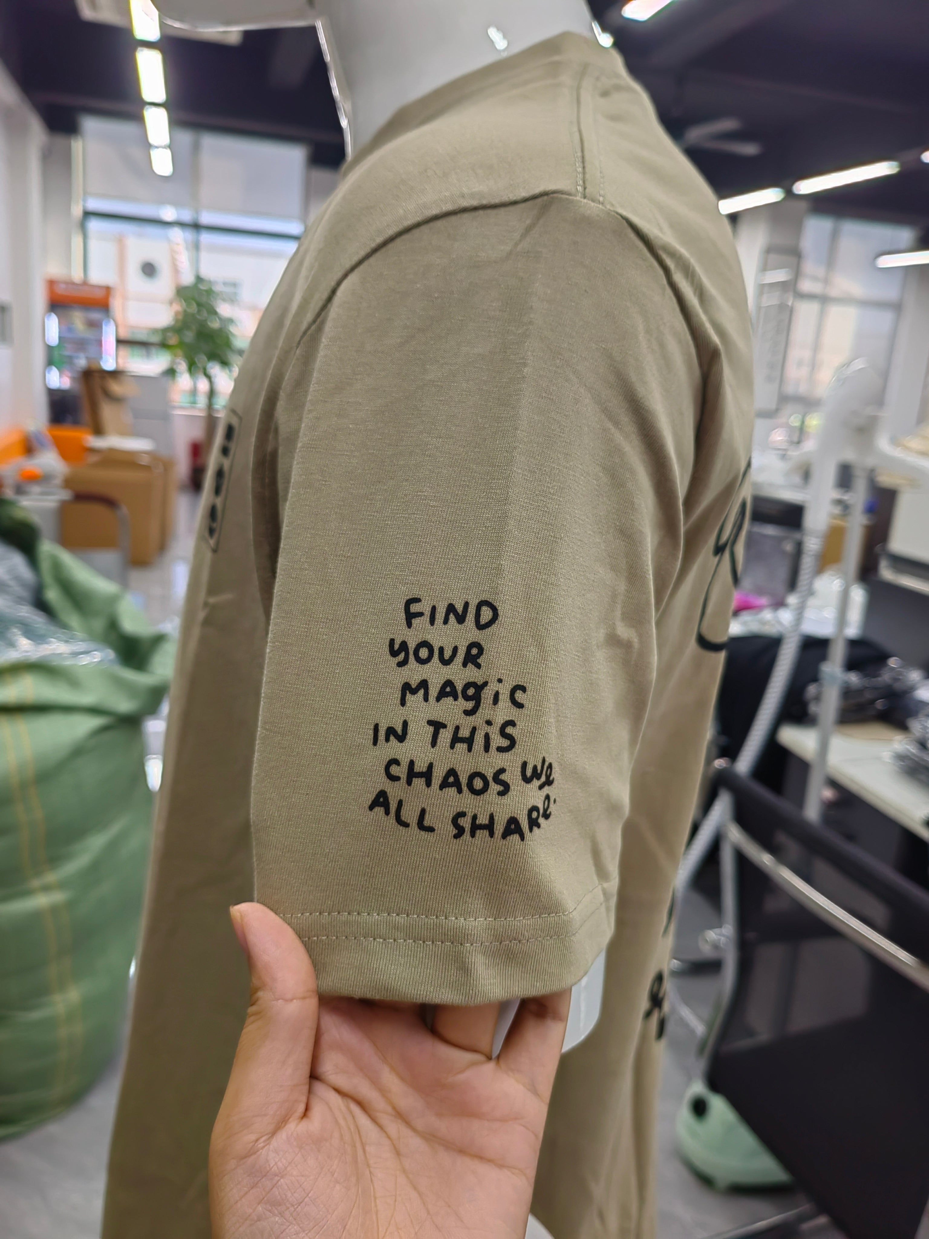 ESSENTIALS: short sleeve t-shirt